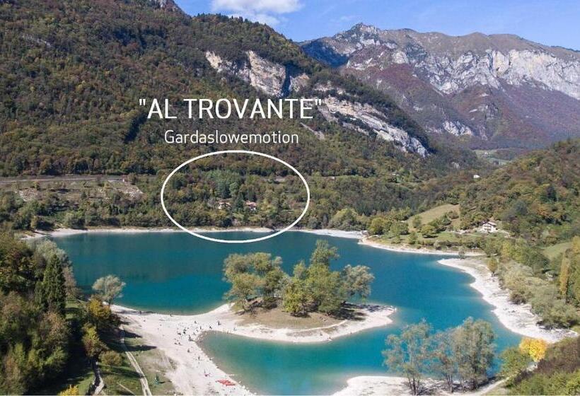 1 Bedroom Apartment Lake View, Al Trovante   Gardaslowemotion