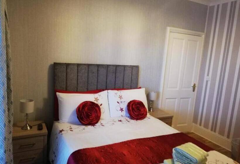 バス共有のスタンダードルーム, Hunters Lodge B&b