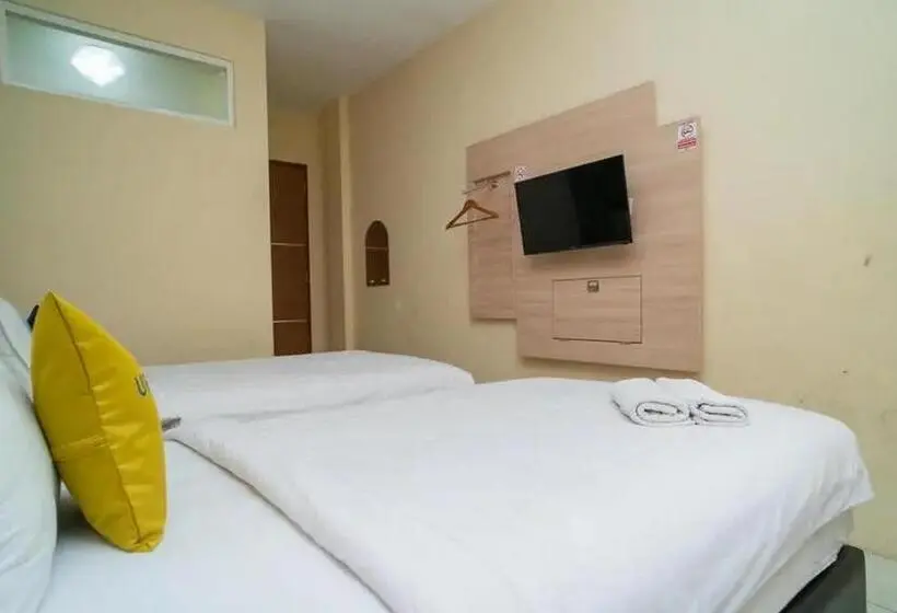 スタンダードルーム, Urbanview Hotel Omah Anin Batu By Reddoorz