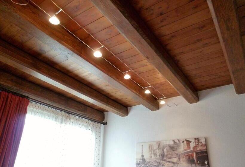 スタンダードルーム, La Buneta