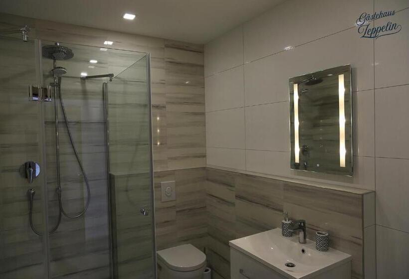 Quarto Deluxe, Gästehaus Zeppelin
