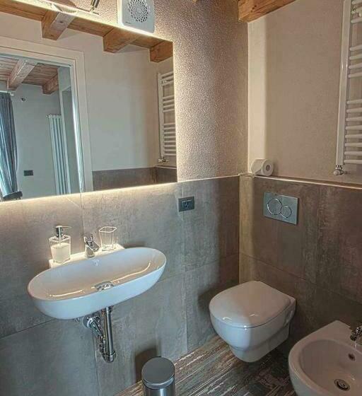 Четырехместный Номер Стандарт, Oltremare Guest House