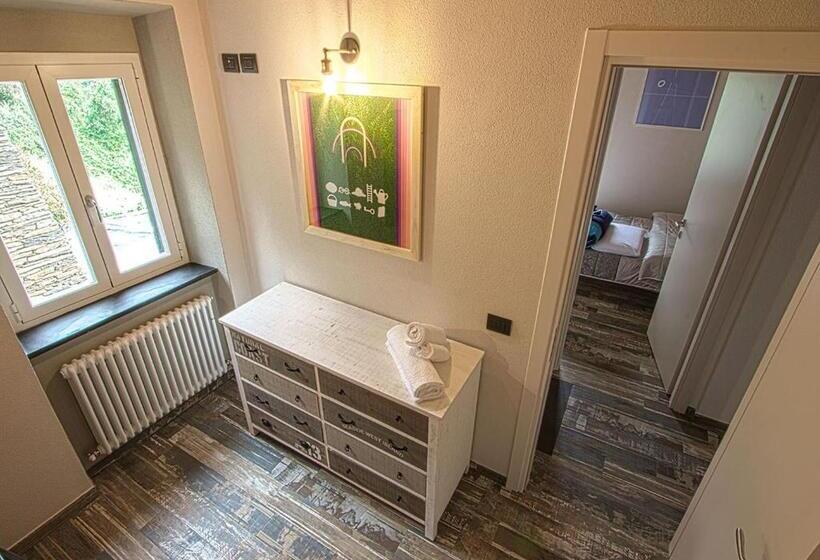 غرفة عائلية, Oltremare Guest House