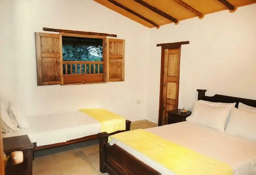 スタンダードトリプルルーム, Posada Villa Paula