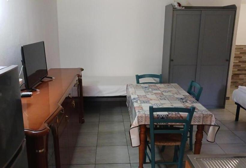 סטודיו סטנדרטי נוף לגינה, Le Porte Del Sole