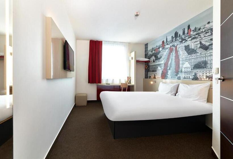 חדר סטנדרט, B&b Hotel Warszawa Okęcie