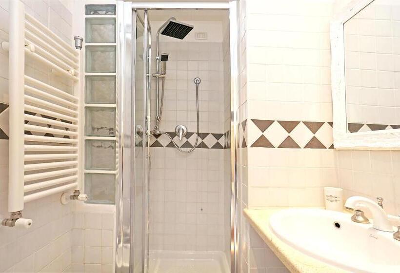 スーペリアールーム, Liberty Rome Suites   Liberty Collection