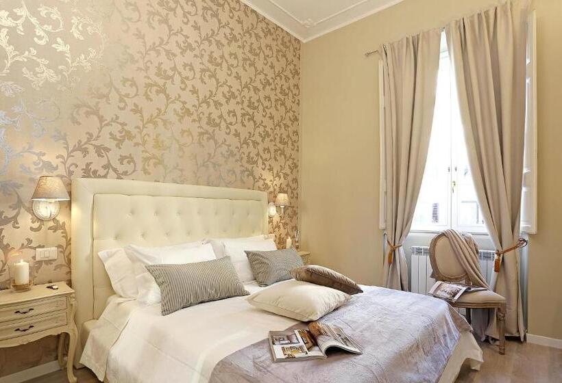 Номер Deluxe, Liberty Rome Suites   Liberty Collection