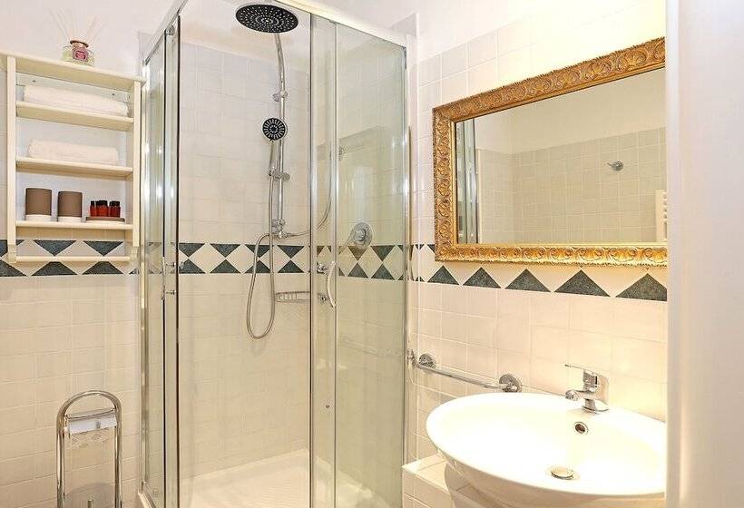 デラックスルーム, Liberty Rome Suites   Liberty Collection