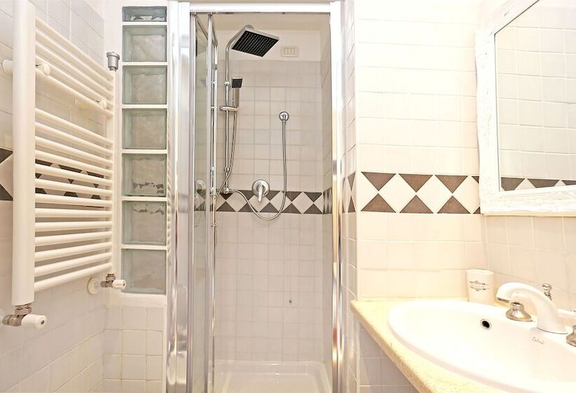 スーペリアールーム, Liberty Rome Suites   Liberty Collection