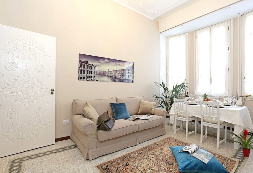 Апартаменты Deluxe 1 Спальня, Liberty Rome Suites   Liberty Collection