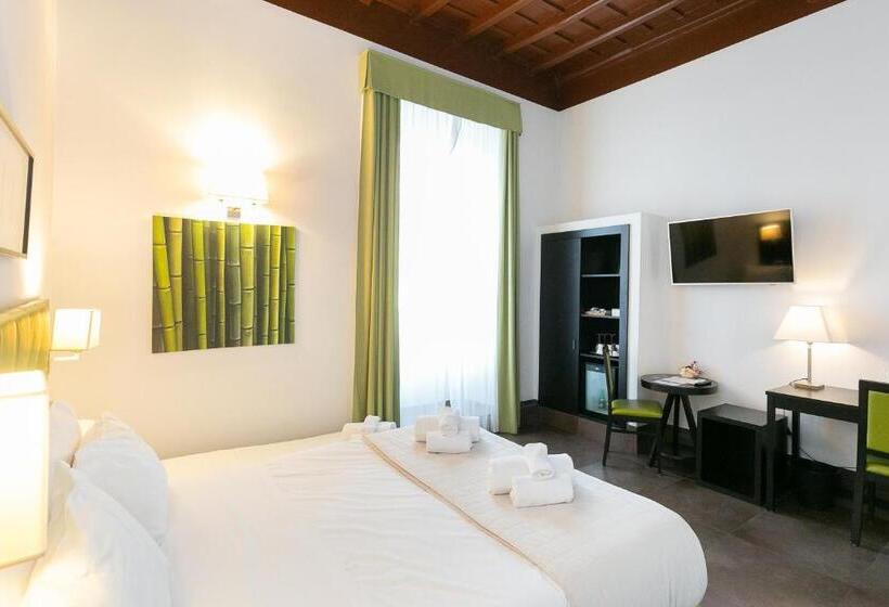 デラックスルーム, Suitinn19