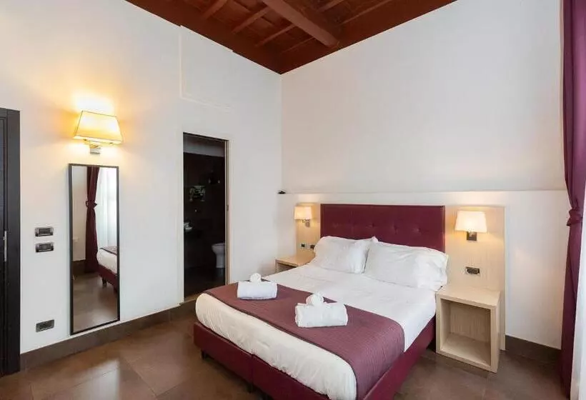 اتاق لوکس با چشم‌انداز باغ, Suitinn19