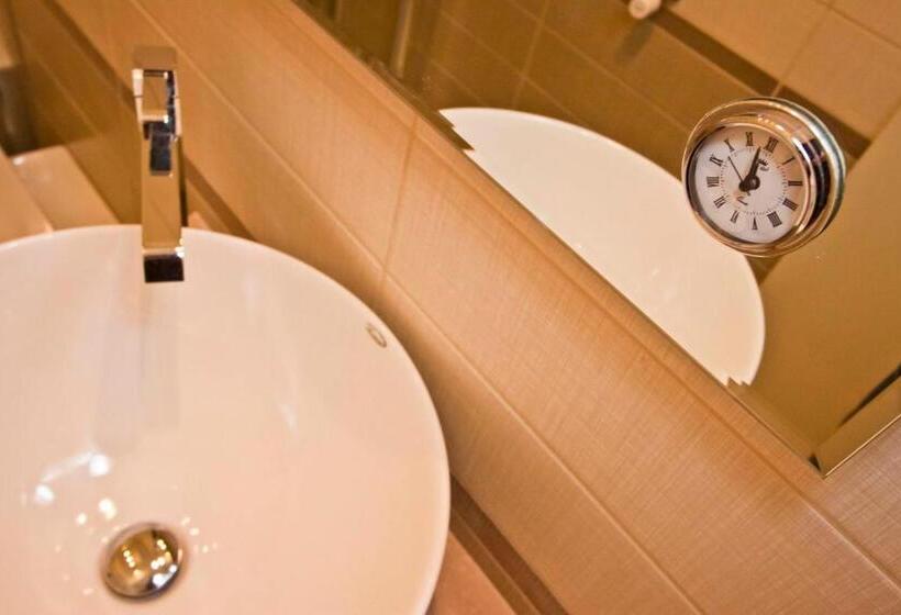 スタンダードシングルルーム, Zaccardi Roof Garden