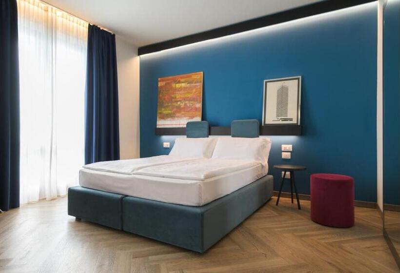 חדר דלוקס נוף לאגם, All'azzurro