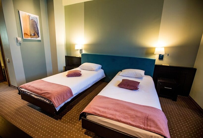 Номер Superior, Arena