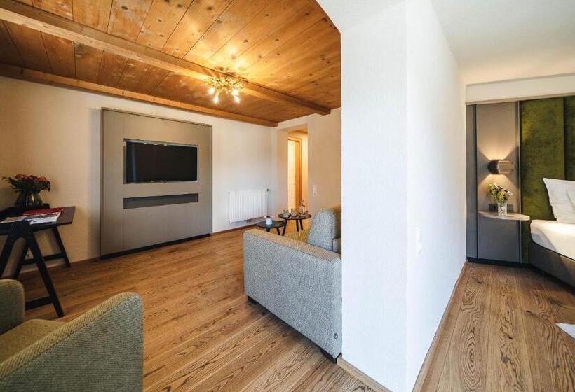 جناح جونيور مطل على الجبل, Arpuria L Hidden Luxury Mountain Home Adults Friendly