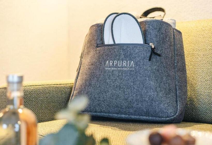 جناح جونيور مزوَّد بشرفة, Arpuria L Hidden Luxury Mountain Home Adults Friendly