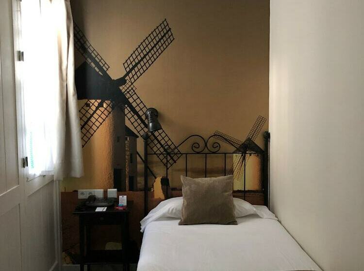 标准单人间, Casual De Las Letras Sevilla