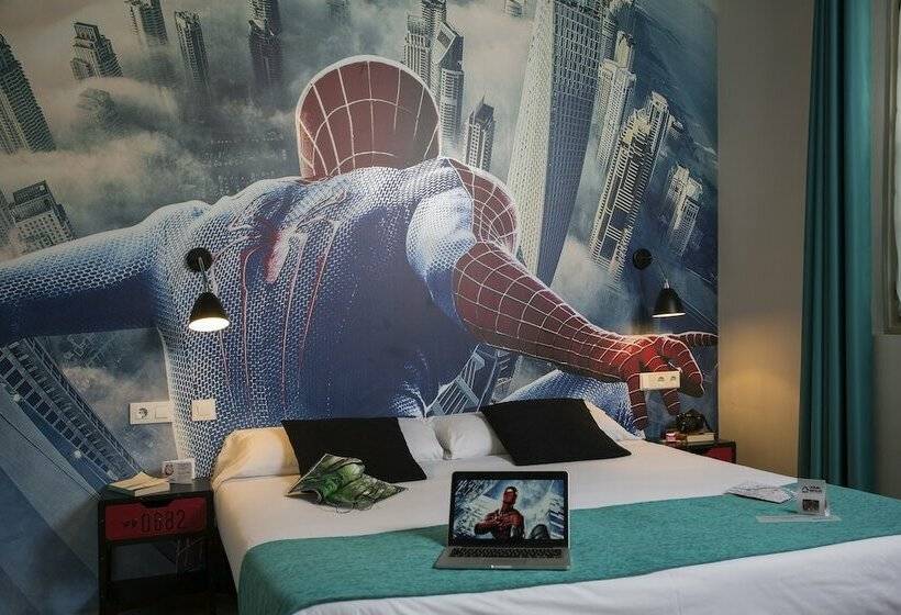 四人标准间, Casual De Las Letras Sevilla