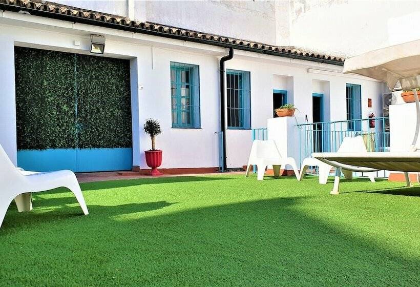 经济房, Casual De Las Letras Sevilla