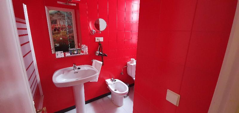 标准间, Casual De Las Letras Sevilla