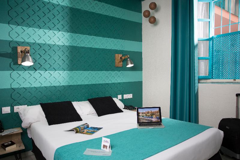 标准间, Casual De Las Letras Sevilla