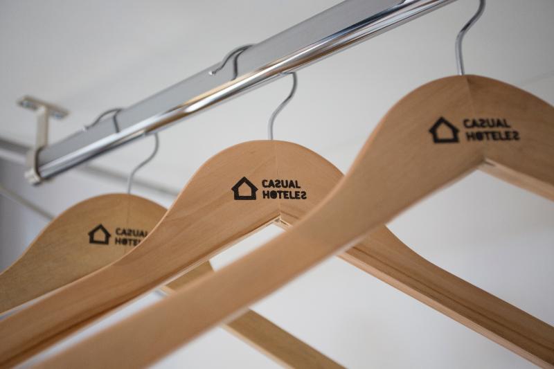 标准三人间, Casual De Las Letras Sevilla