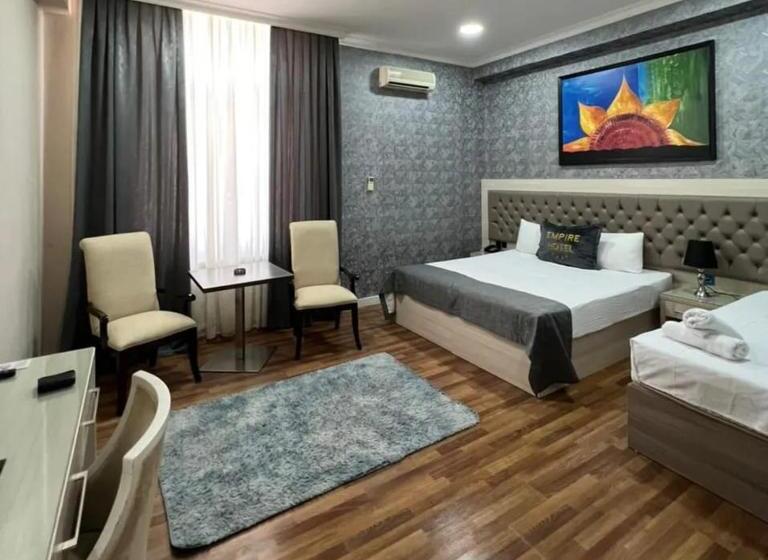 اتاق سوپریور سه تخته, Empire Business Baku