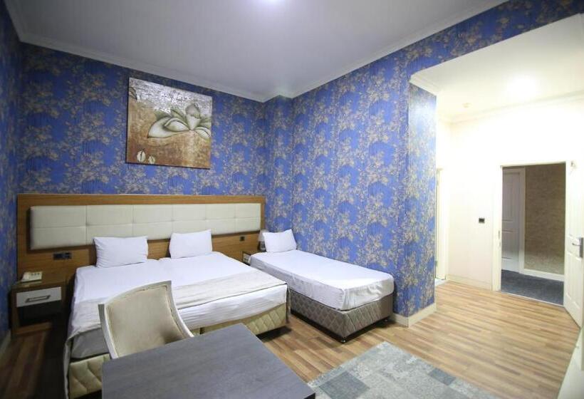 اتاق سوپریور سه تخته, Empire Business Baku