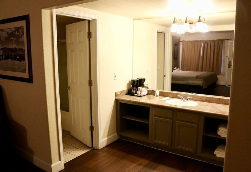 غرفة سوبيريور, Historian Inn