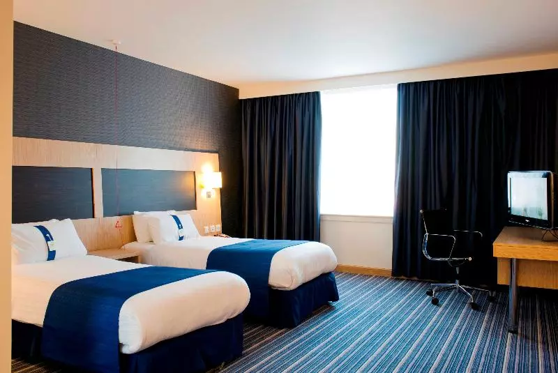 身障者適用スタンダードルーム, Holiday Inn Express Rotherham North By Ihg
