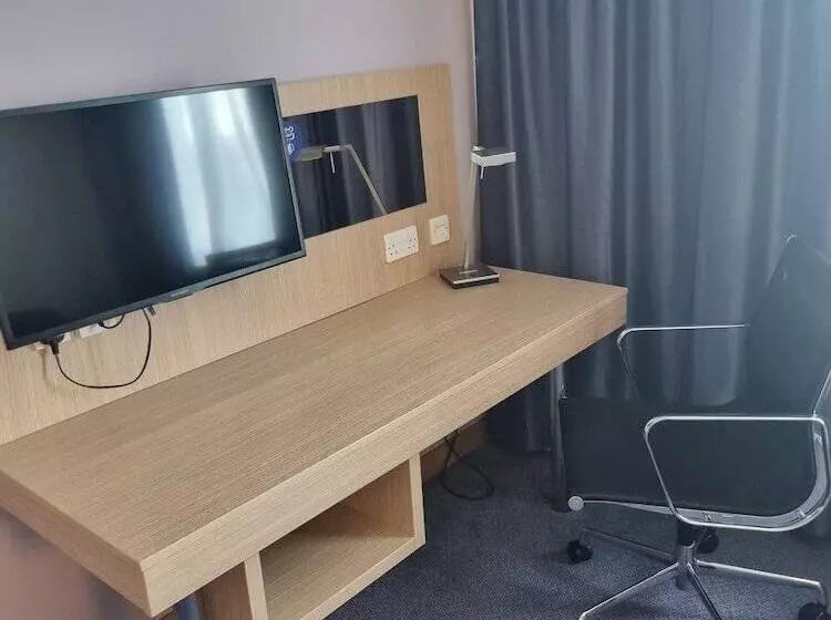 身障者適用スタンダードルーム, Holiday Inn Express Rotherham North By Ihg