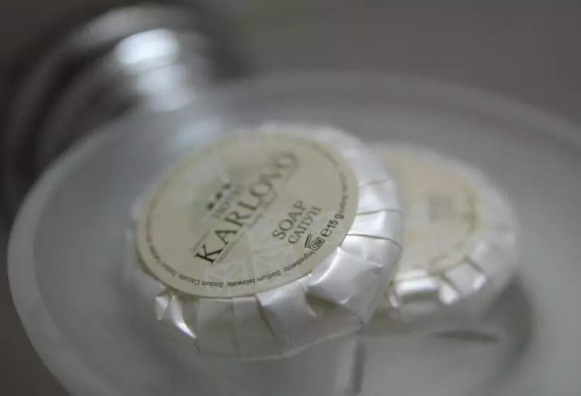 バルコニー付スイート, Karlovo