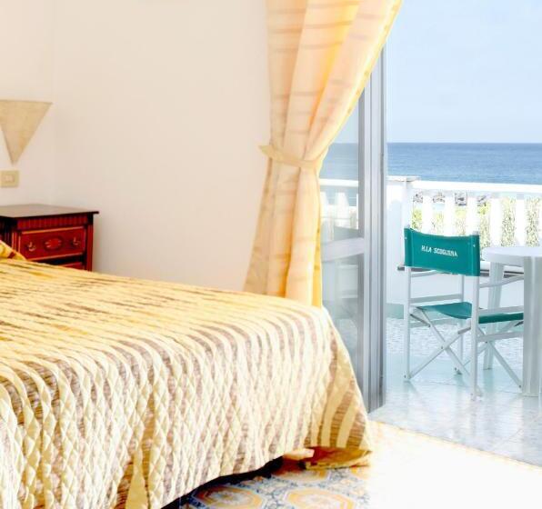 חדר סטנדרט נוף לים, La Scogliera