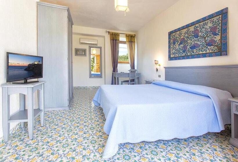 חדר אקונומי, La Scogliera