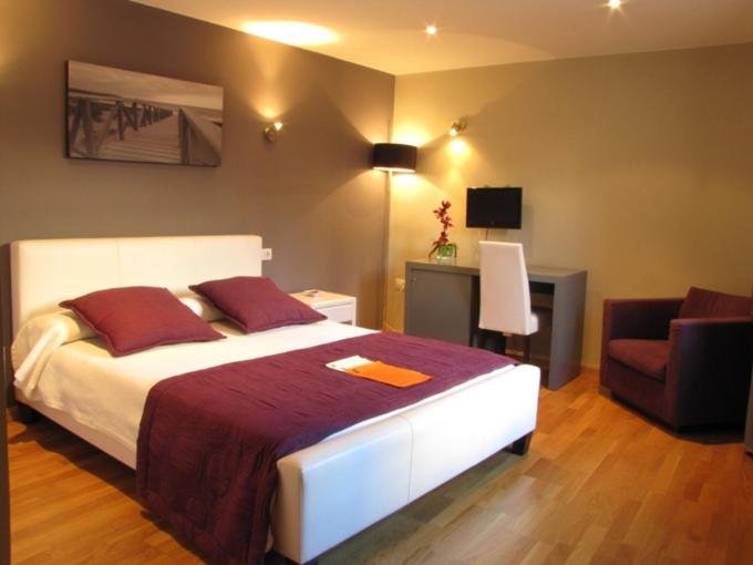 غرفة قياسية, Portal Del Matarraña