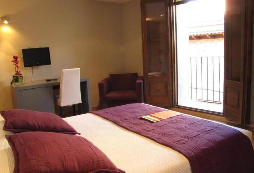 غرفة قياسية, Portal Del Matarraña