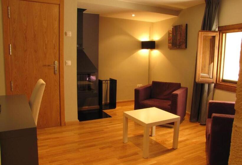 جناح جونيور, Portal Del Matarraña