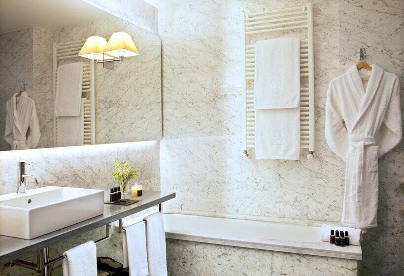 اتاق لوکس, Urso Hotel & Spa, A Small Luxury Hotel Of The World