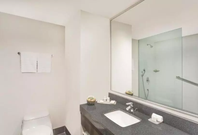 اتاق پرمیوم, Wyndham Guayaquil, Puerto Santa Ana