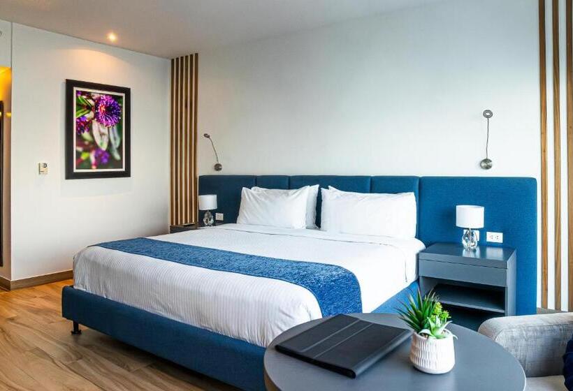 חדר דלוקס, מיטת קינג עם נוף, Wyndham Guayaquil, Puerto Santa Ana