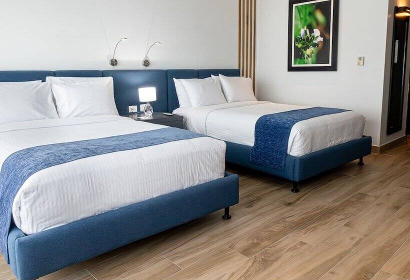 חדר סטנדרט שתי מיטות זוגיות, Wyndham Guayaquil, Puerto Santa Ana