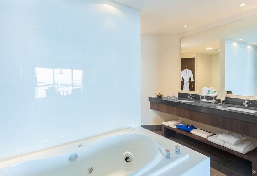 סוויטת ג'וניור, Wyndham Guayaquil, Puerto Santa Ana