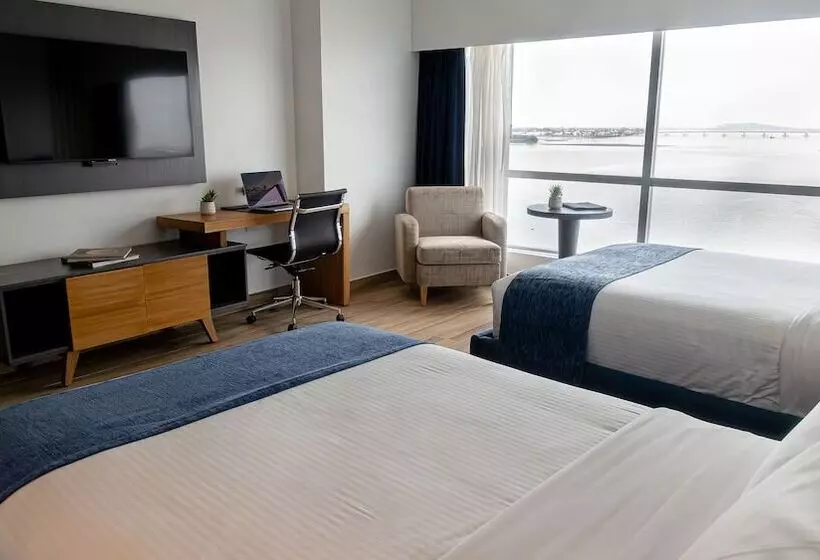 اتاق استاندارد با 2 تخت دوبل, Wyndham Guayaquil, Puerto Santa Ana