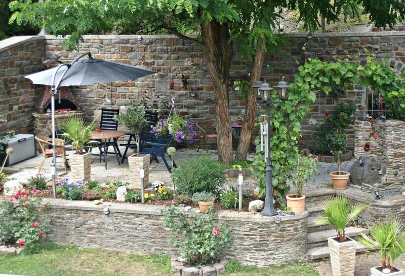 غرفة إقتصادية, Pension Belzer