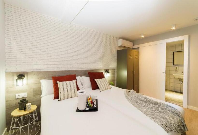 اتاق اکونومی, Bypillow Wander