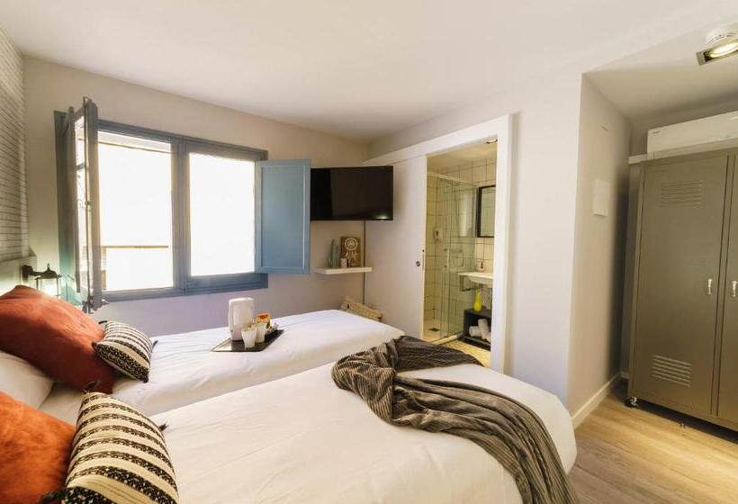 اتاق استاندارد, Bypillow Wander