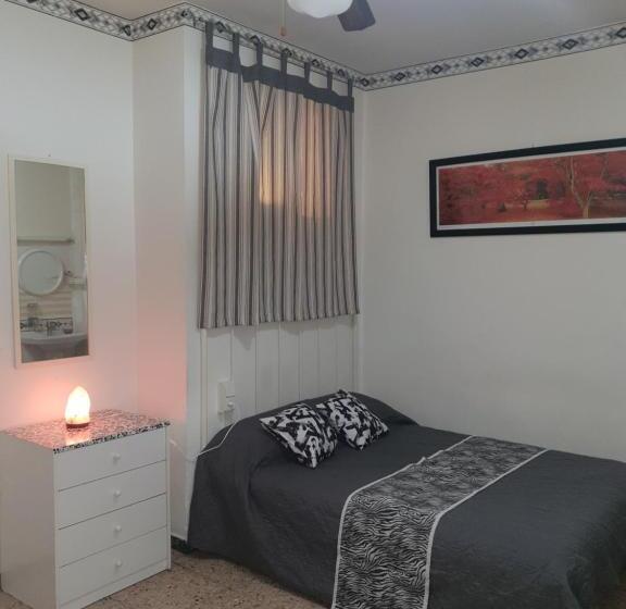 اتاق استاندارد, Hostal Diaz