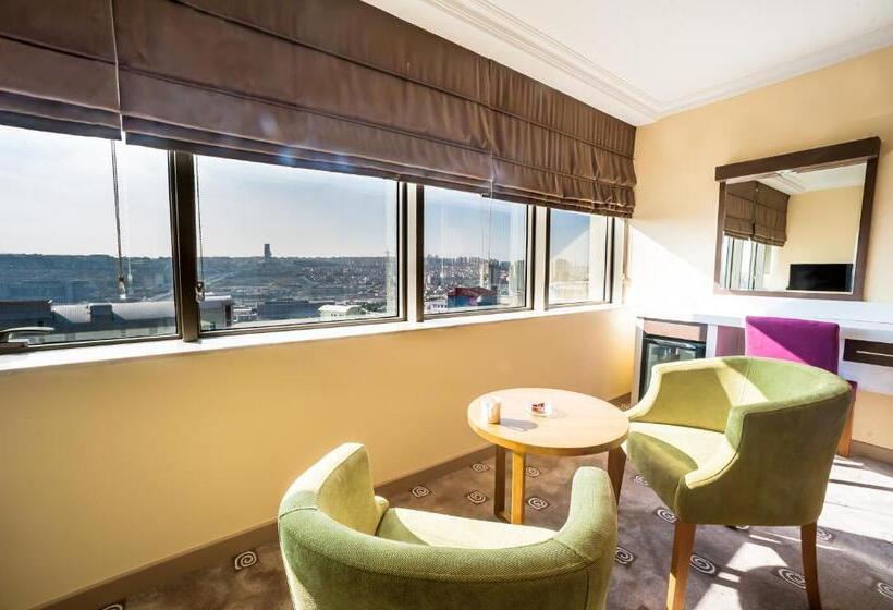 مجموعه ویستا شهر, Boris Hotel Beylikdüzü